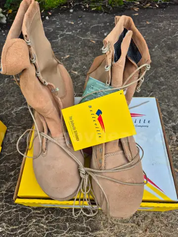 ONE LOT OF FIVE (5) PAIRS OF BELLEVILLE COMBAT BOOTS SIZE 14