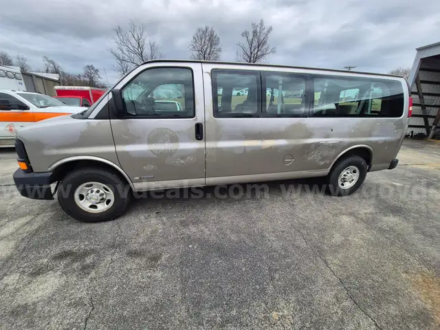 2004 Chevrolet Express Van