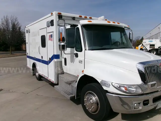 2007 International 4300