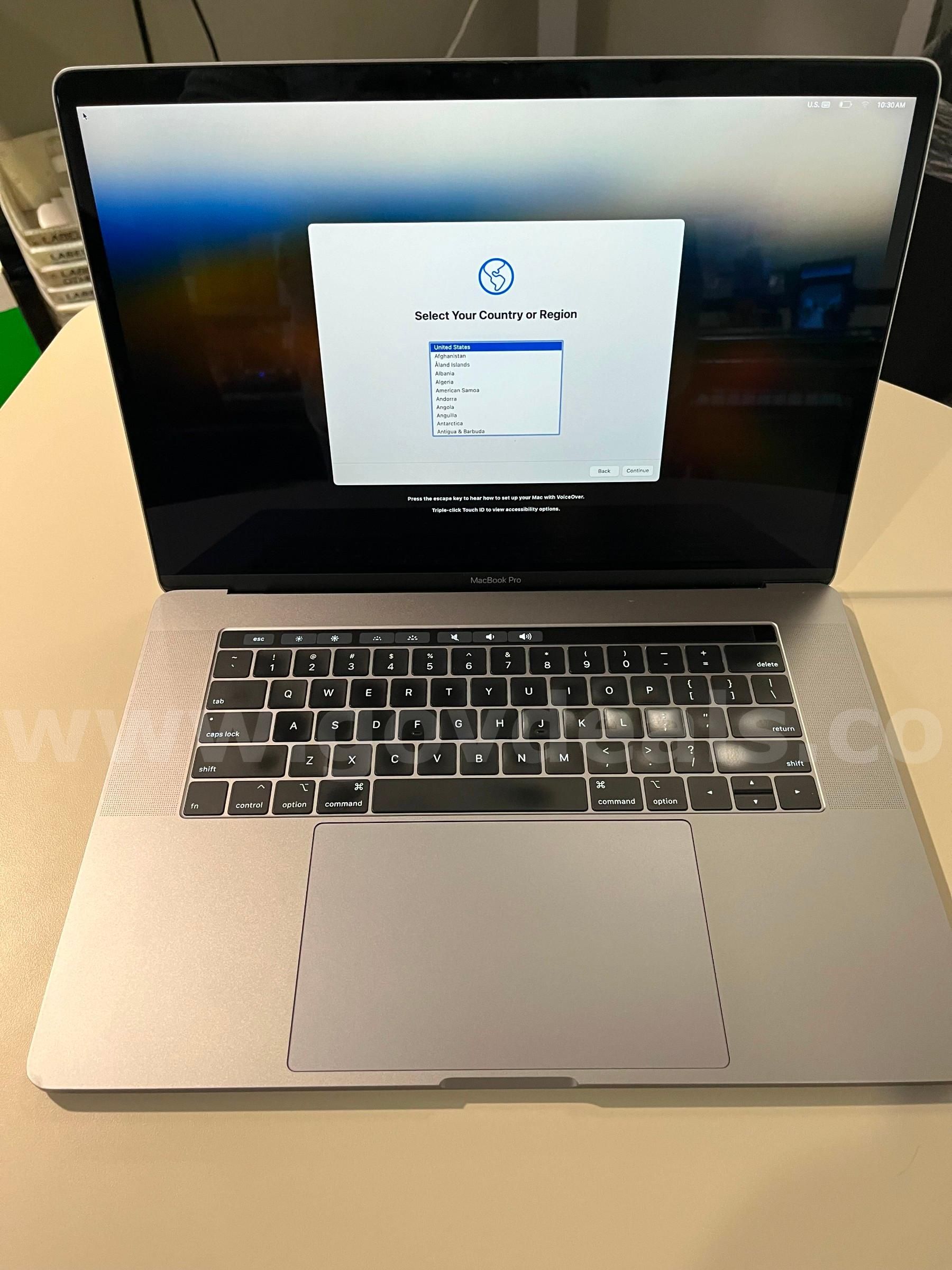 MacBook Pro (15-inch, 2017) 16GB/1TB, 9/2017 | GovDeals