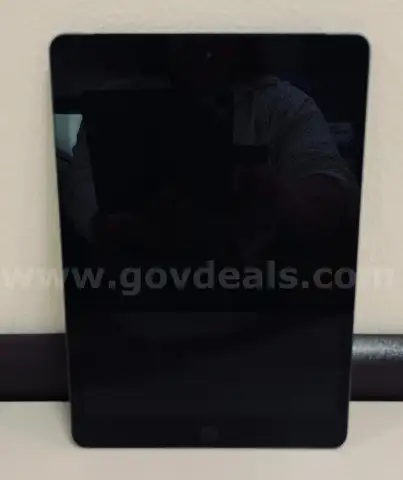 iPad 7th Generation (Cellular) 32GB, outdated; won't update to newest OS