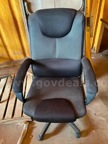 11 Chairs