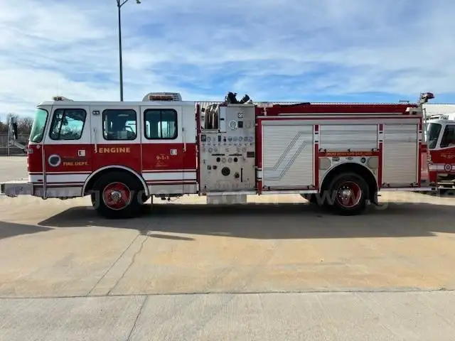 2004 E-One Cyclone II Fire Truck