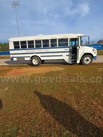 2000 Freightliner FS65