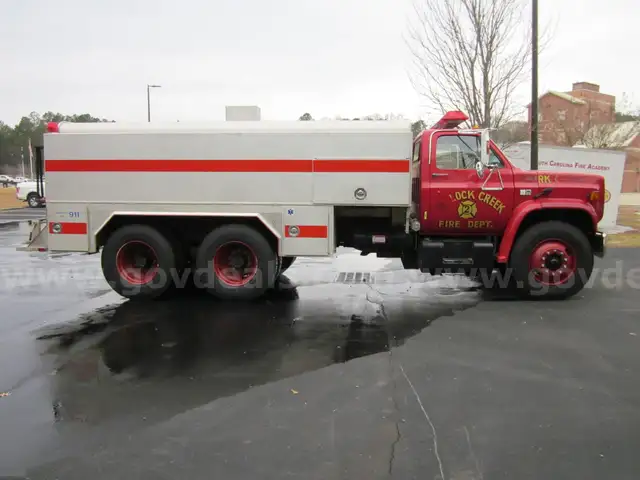 1988 Chevrolet C70 Tandem Axle Tanker Truck