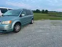 2010 CHRYSLER TOWN AND COUNTRY