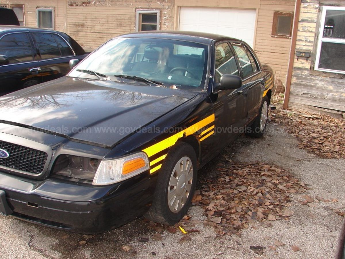 2006 Ford Crown Victoria Police Interceptor | GovDeals