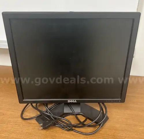 17&#x22; Dell Monitor
