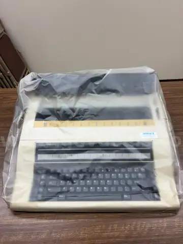 Nakajima electric typewriter