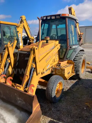 Case 580 L Backhoe