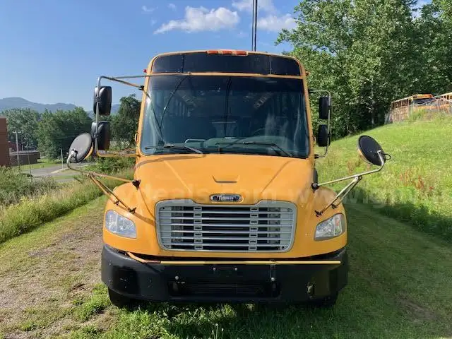 2014 Freightliner B2 Bus Chassis