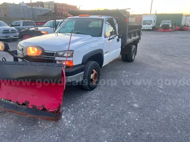 2007 Chevrolet Silverado Classic 3500 Work Truck DRW 4WD