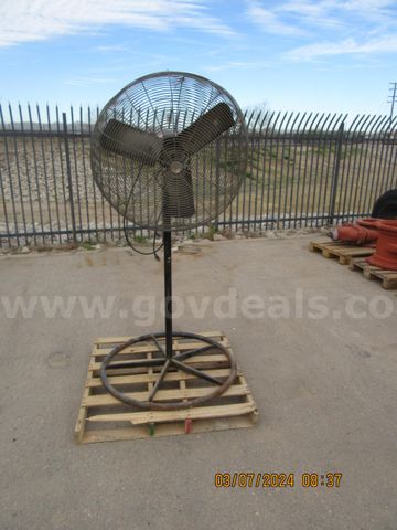 Dayton Industrial Fan | AllSurplus