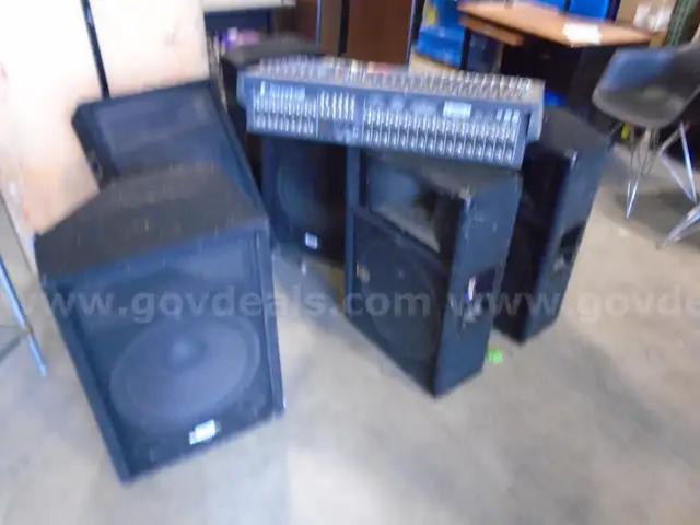 Electronics speakers / mixer