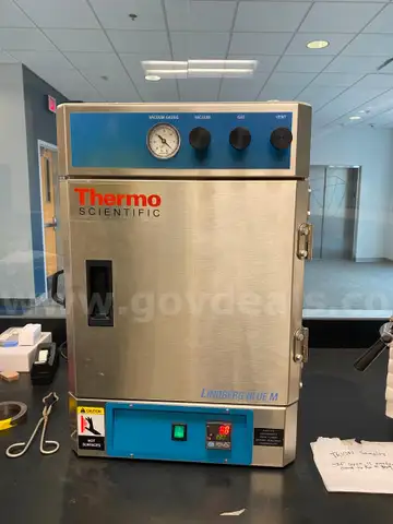 Laboratory Vacuum Oven