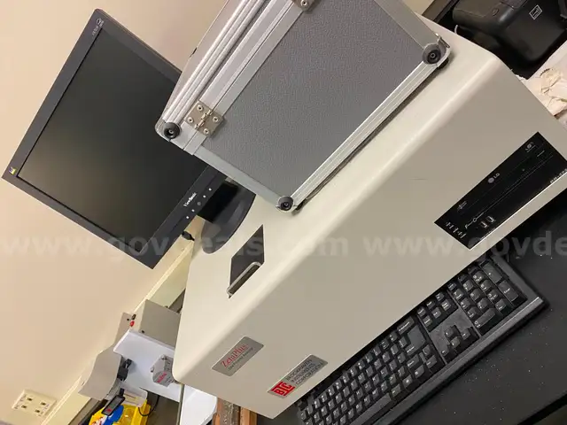 Zeta Potential Analyzer with titration unit