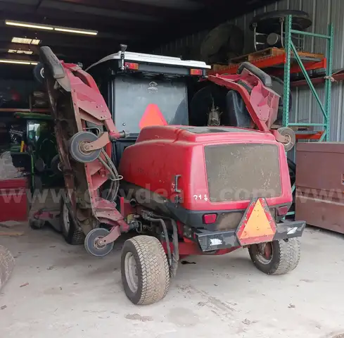 2015 Toro 5910 Groundmaster with cab
