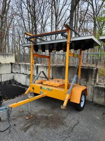 2017 ARROW BOARD mounted 1200lbs (SOLAR TECH)