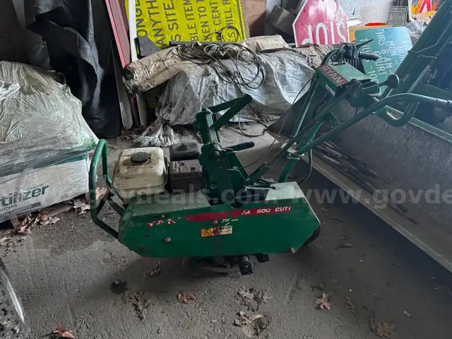 RYAN SOD CUTTER