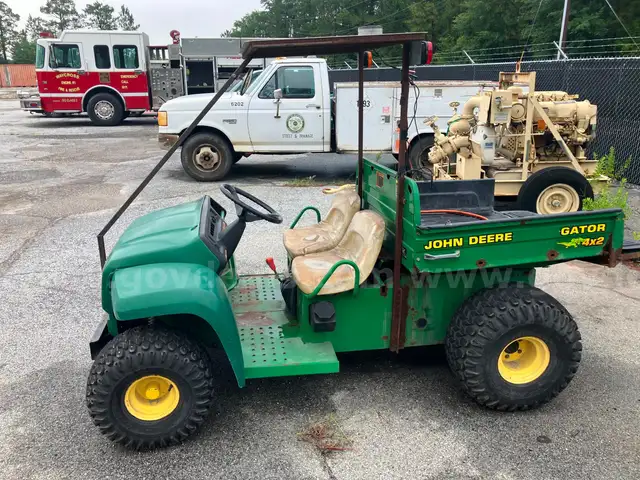 1990 John Deere Utility Vehicle 4x2 Gator