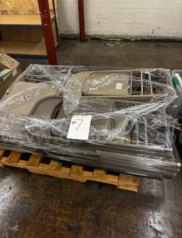 20 folding chairs