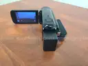 1 Canon VIXIA HF R700