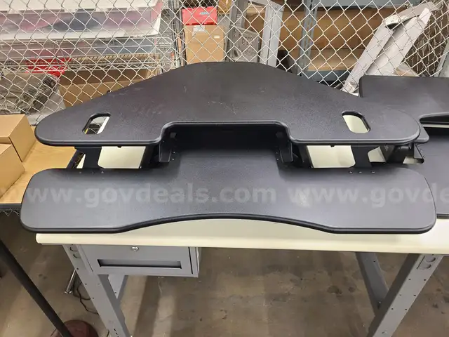 1 UNM Varidesk