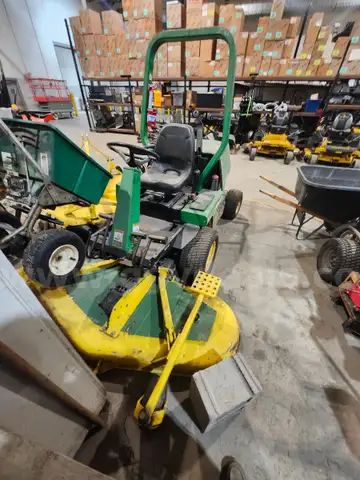 John Deere F1145 Mower