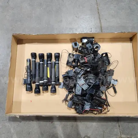 Rechargeable Flashlights & Chargers