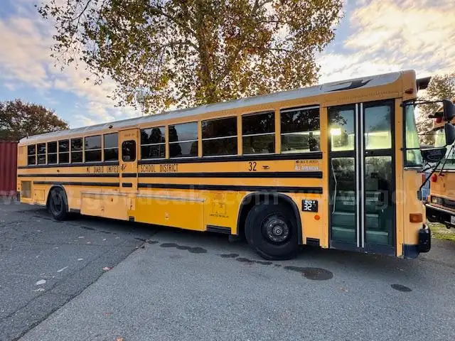 2001 Blue Bird All American/All Canadian