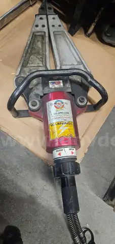 TNT Rescue Hydraulic Spreader