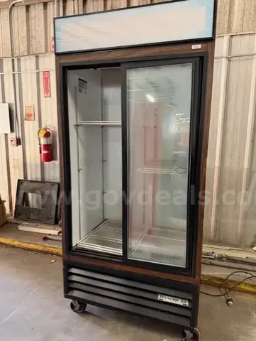 Beverage Air Cooler Refrigerator (1) Must Be Picked Up Quick!