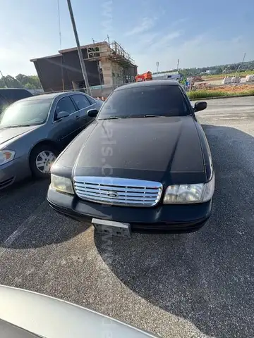 2010 Ford Crown Victoria