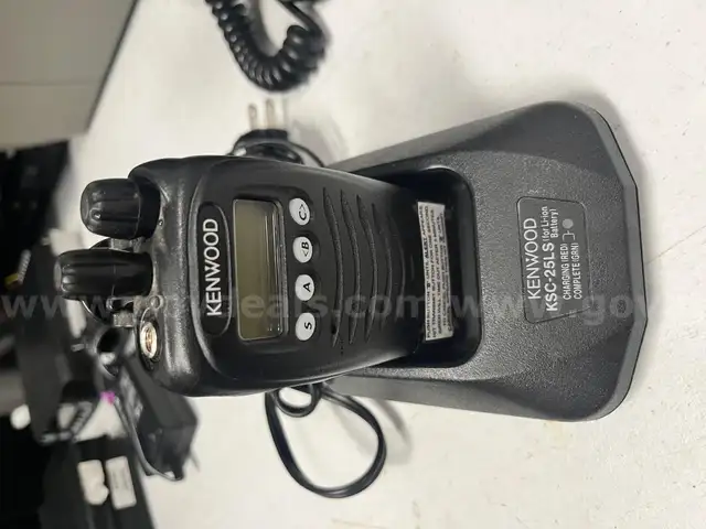 Kenwood Portable Radio with charger