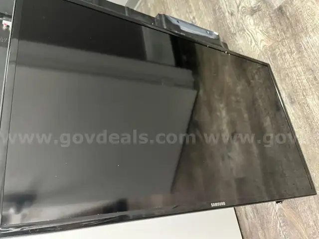 Samsung 40&#x22; TV / Monitor