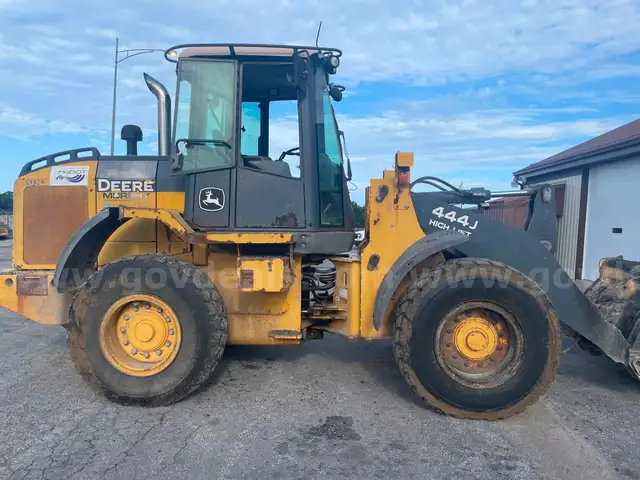 2008 444J John Deere Bucket Loader