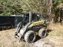 New Holland 485 Skid Steer