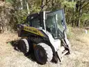 New Holland 485 Skid Steer
