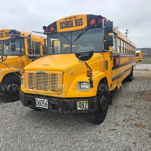 2002 FS65-65 FRIGHTLINER