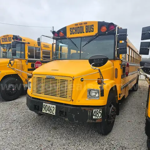 2002 FS65-65 FRIGHTLINER