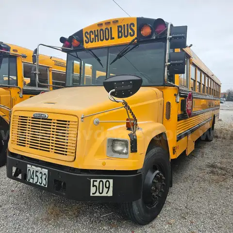 2002 FS65-65 FRIGHTLINER