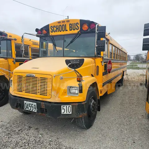 2002 FS65-65 FRIGHTLINER