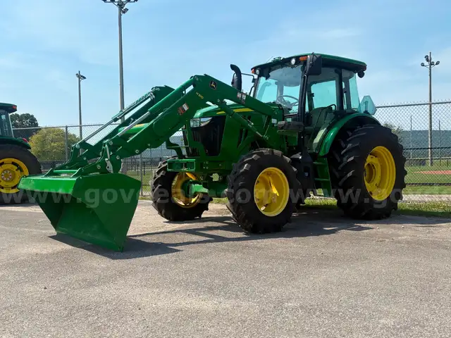 2022 John Deere 6105E Tractor with Loader