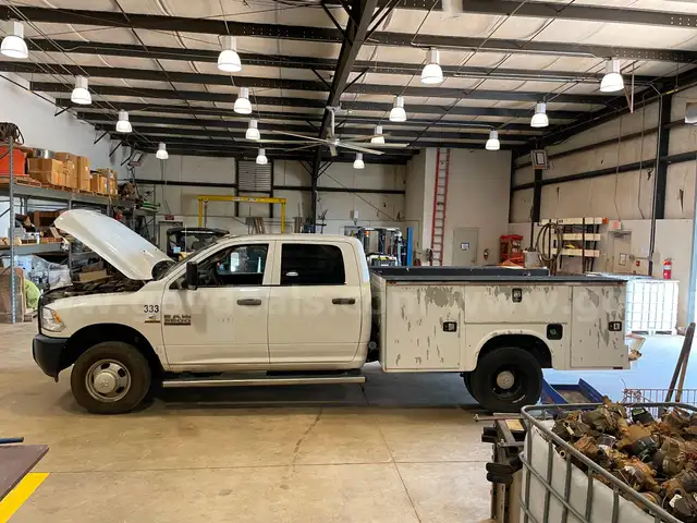 2017 RAM 3500  CREW CAB &#x26; CHASSIS 4-DR, 6.7L L6 OHV 24V TURBO DIESEL