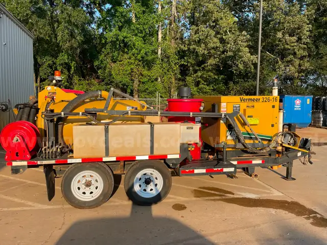 2016 VERMEER/VACTRON LP 373 GT VACUUM EXCAVATOR MINI ON TRAILER