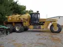 2005 AGCO TERRA-GATOR with 4000 Gallon Tank and Ripper Roller