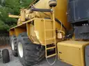 2005 AGCO TERRA-GATOR with 4000 Gallon Tank and Ripper Roller
