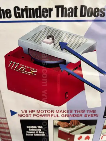 A DIAMOND MAX TWO-IN-ONE GRINDER