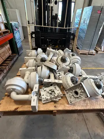 LOT B - 19 AXIS P3346 Cameras