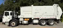 2016 Autocar ACX-64/New Way 31ASL, 31 Yard Automated Side Loader Refuse Truck